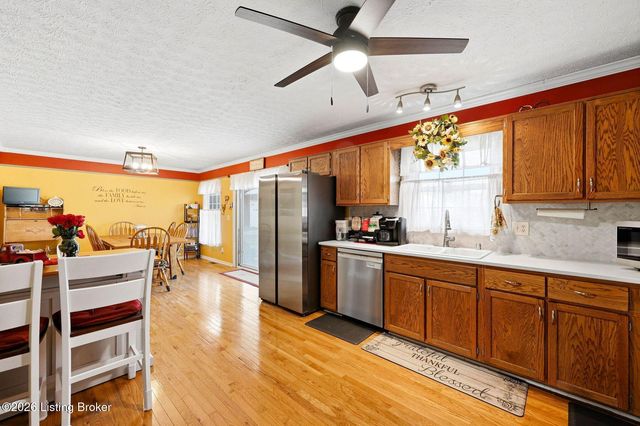 1699 Wilsonville Rd, Fisherville, KY 40023