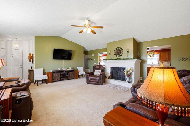 1699 Wilsonville Rd, Fisherville, KY 40023