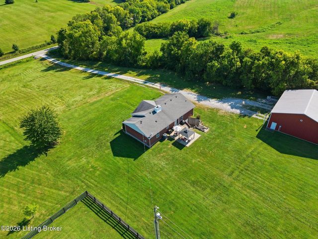 1699 Wilsonville Rd, Fisherville, KY 40023