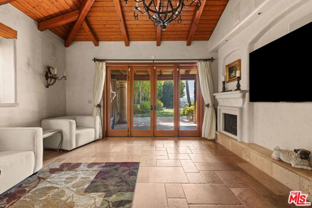 1617 Tower Grove Drive, Los Angeles, CA 90210