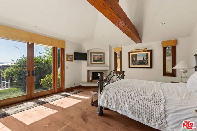 1617 Tower Grove Drive, Los Angeles, CA 90210