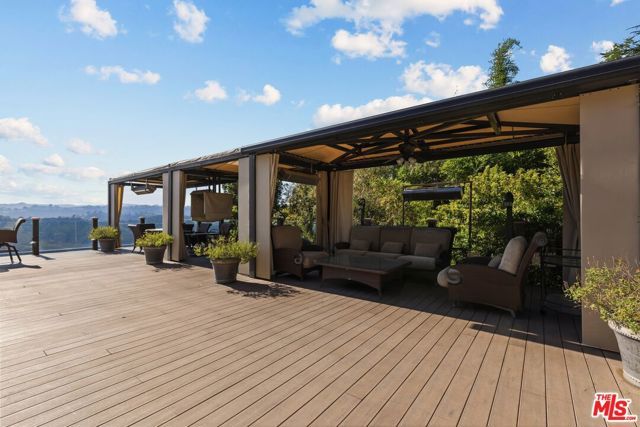 1617 Tower Grove Drive, Los Angeles, CA 90210