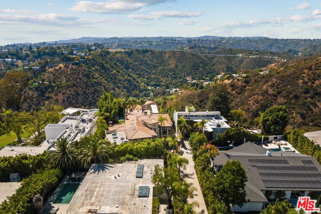 1617 Tower Grove Drive, Los Angeles, CA 90210