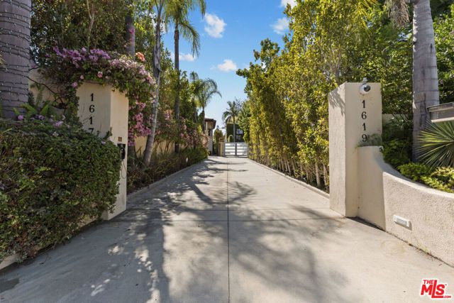 1617 Tower Grove Drive, Los Angeles, CA 90210