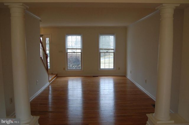 2413 BELLE HAVEN CT, Alexandria, VA 22306