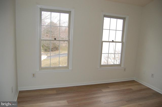 2413 BELLE HAVEN CT, Alexandria, VA 22306