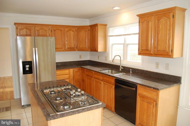 2413 BELLE HAVEN CT, Alexandria, VA 22306