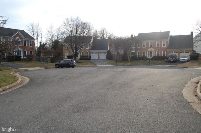 2413 BELLE HAVEN CT, Alexandria, VA 22306