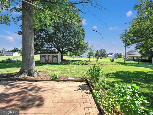 204 PHILLIP DR, Myerstown, PA 17067
