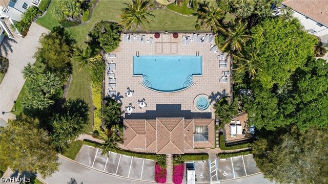 15543 Monterosso LN 101, Naples, FL 34110