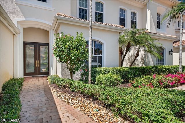 15543 Monterosso LN 101, Naples, FL 34110