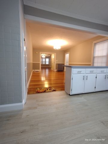 60 Washington Street 60, Wellesley, MA 02481