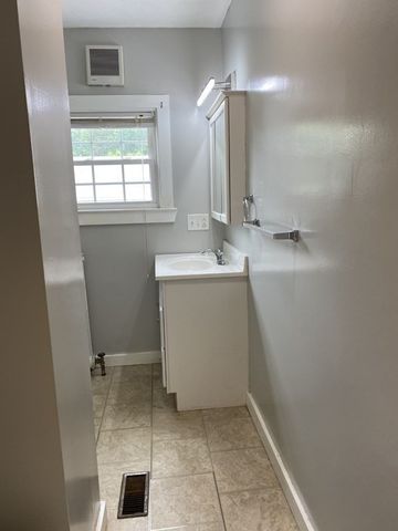 60 Washington Street 60, Wellesley, MA 02481