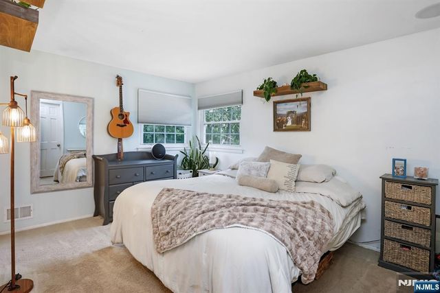35 Westbrook Road, Howell, NJ 07731