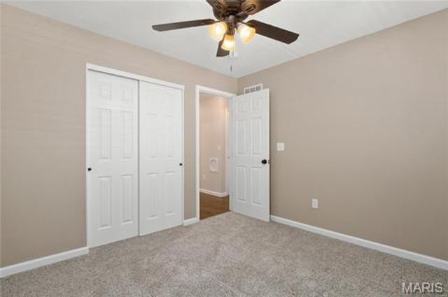 2715 Narraganset Drive, Florissant, MO 63033