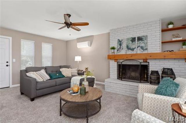 2715 Narraganset Drive, Florissant, MO 63033