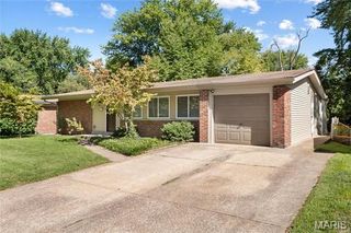 2715 Narraganset Drive, Florissant, MO 63033