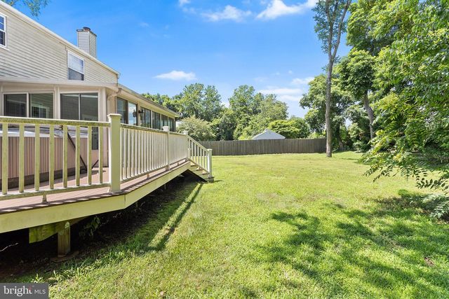 14 ROSS RD, Burlington, NJ 08016