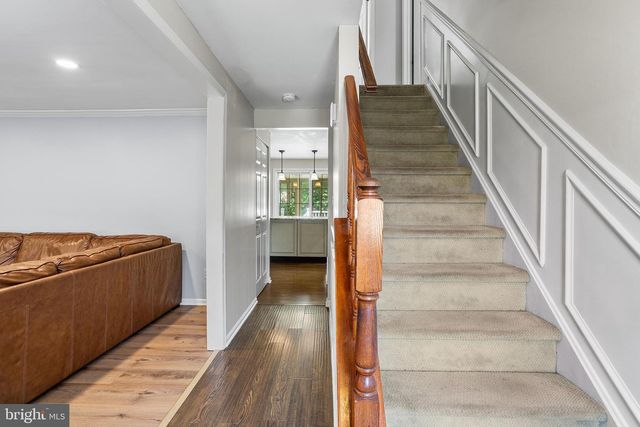 14 ROSS RD, Burlington, NJ 08016