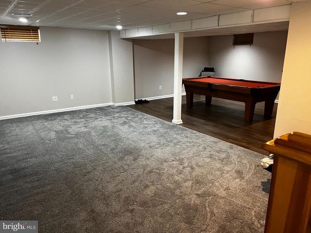 14 ROSS RD, Burlington, NJ 08016