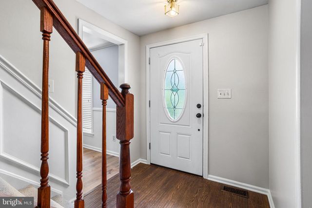 14 ROSS RD, Burlington, NJ 08016