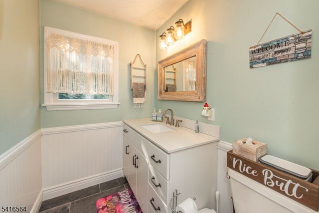 34 N Shore Trl, Sparta Twp., NJ 07871