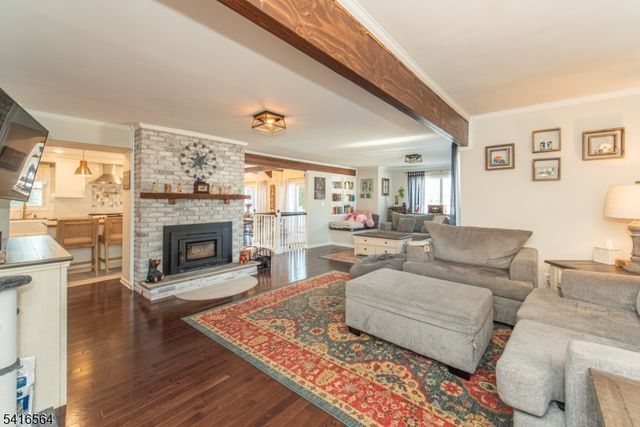 34 N Shore Trl, Sparta Twp., NJ 07871