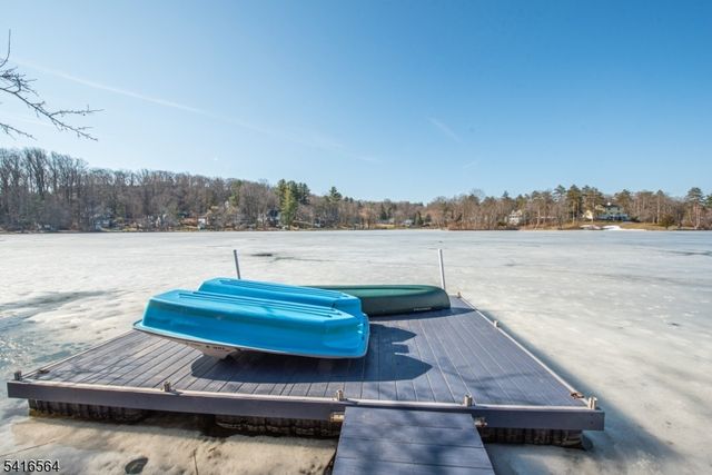 34 N Shore Trl, Sparta Twp., NJ 07871