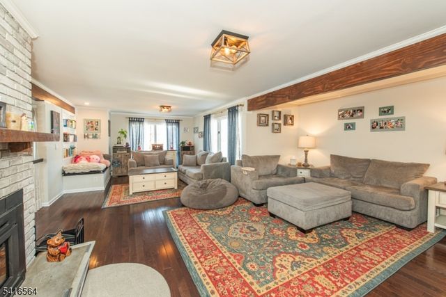 34 N Shore Trl, Sparta Twp., NJ 07871