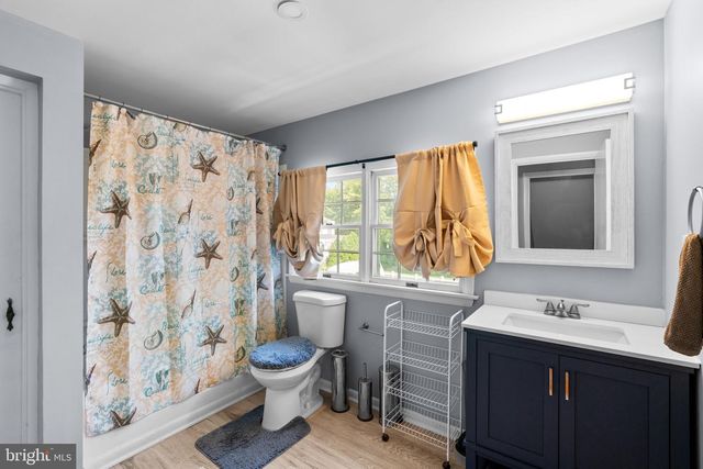 9711 MAGLEDT RD, Parkville, MD 21234