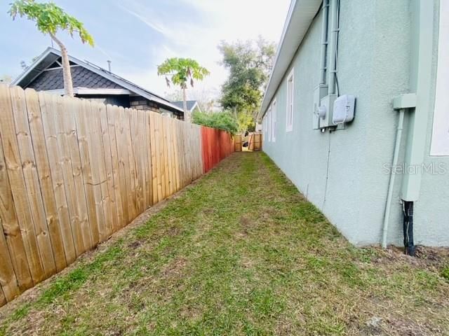1325 JAMES AVENUE S, St Petersburg, FL 33705
