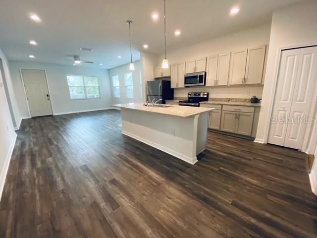 1325 JAMES AVENUE S, St Petersburg, FL 33705