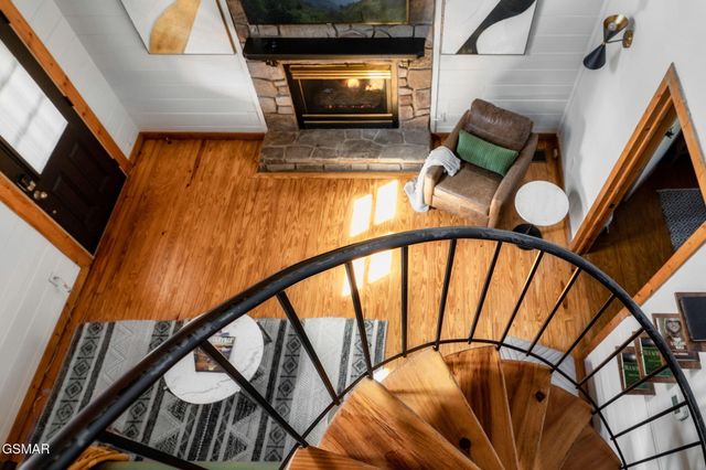 1008 Walini Way, Sevierville, TN 37876