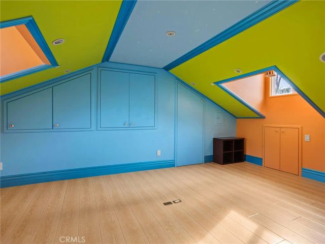 922 E Providencia Avenue, Burbank, CA 91501