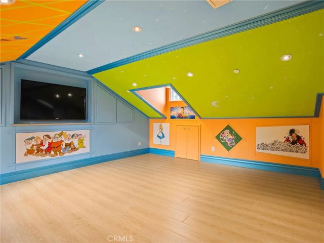 922 E Providencia Avenue, Burbank, CA 91501