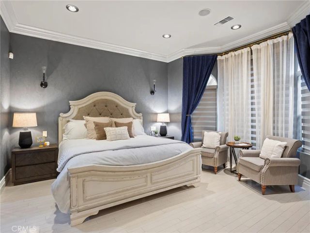 922 E Providencia Avenue, Burbank, CA 91501