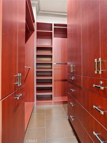 922 E Providencia Avenue, Burbank, CA 91501