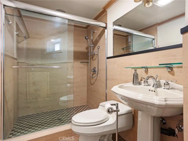 922 E Providencia Avenue, Burbank, CA 91501