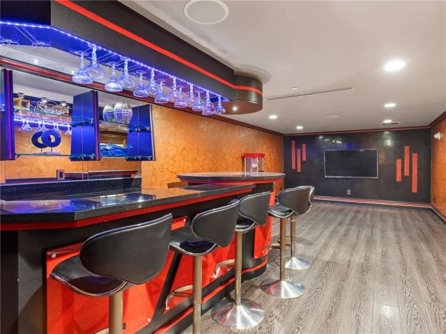 922 E Providencia Avenue, Burbank, CA 91501