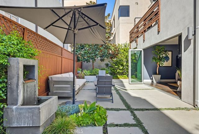 6713 E Ocean, Long Beach, CA 90803