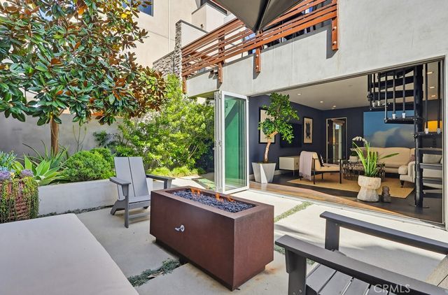 6713 E Ocean, Long Beach, CA 90803