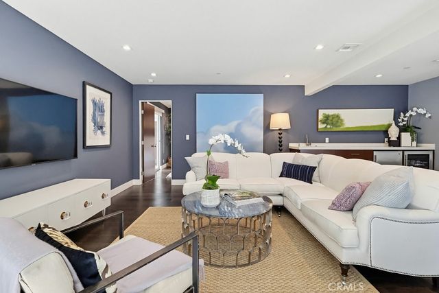 6713 E Ocean, Long Beach, CA 90803