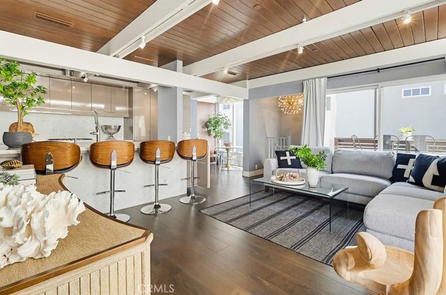 6713 E Ocean, Long Beach, CA 90803