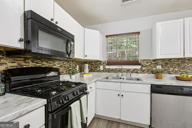 832 Asbury Way, Lithonia, GA 30058