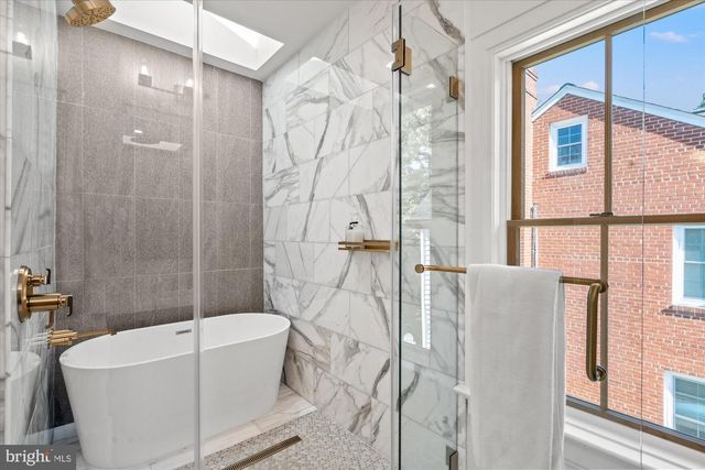5022 CATHEDRAL AVE NW, Washington, DC 20016