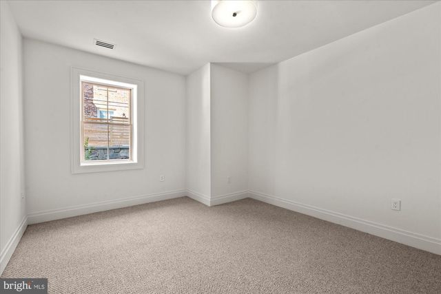 5022 CATHEDRAL AVE NW, Washington, DC 20016