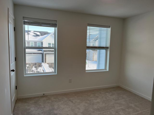 17935 Genoa Drive, Lakeville, MN 55044