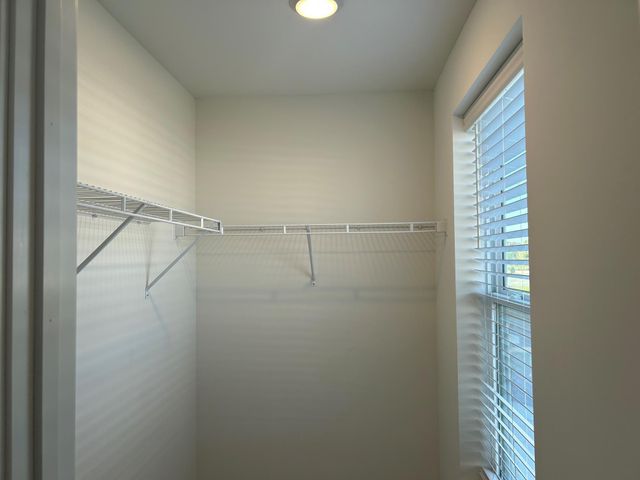 17935 Genoa Drive, Lakeville, MN 55044