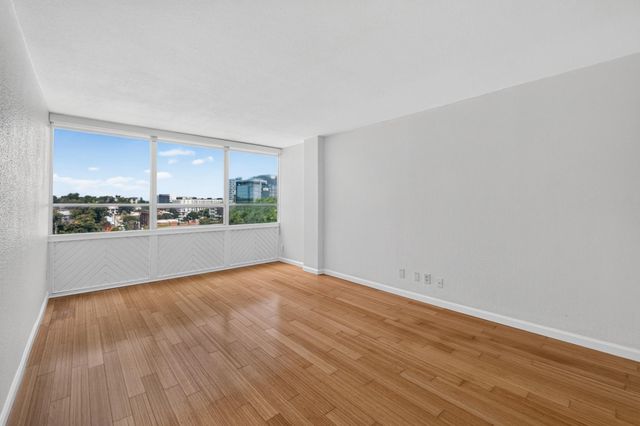 1800 Lavaca ST 512, Austin, TX 78701