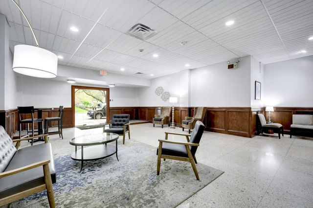 1800 Lavaca ST 512, Austin, TX 78701